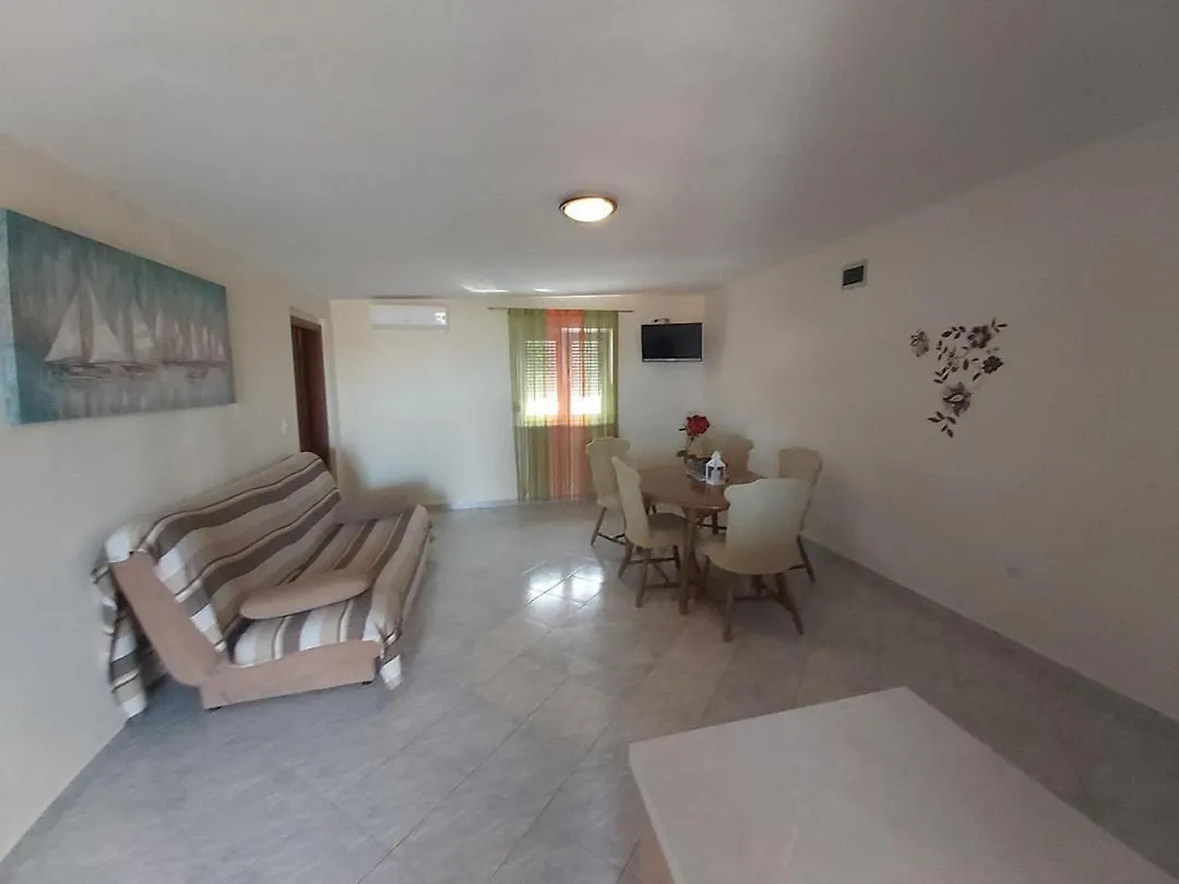 Apartments Elvir Nin